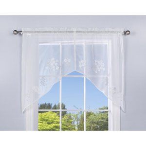 Commonwealth Rhapsody Hydrangea Pole Top Tailored Swag Valance White 54 x 36Comm